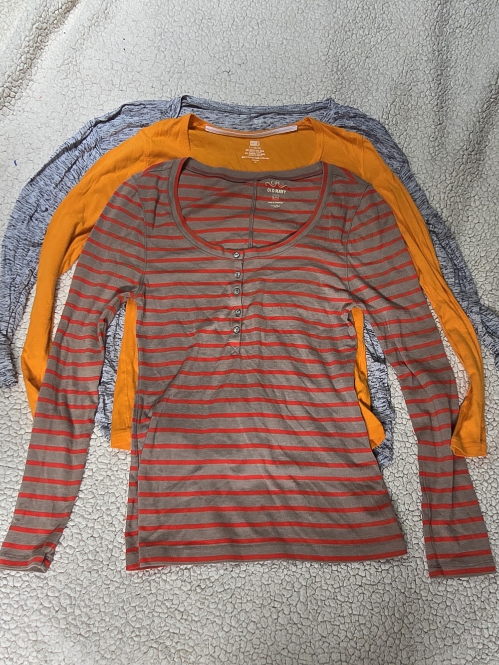 Lot of 6 Long Sleeve Tee's Ladies